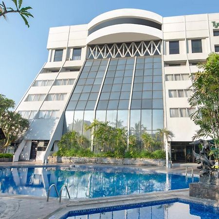 Lux Tychi Hotel 말랑 외부 사진
