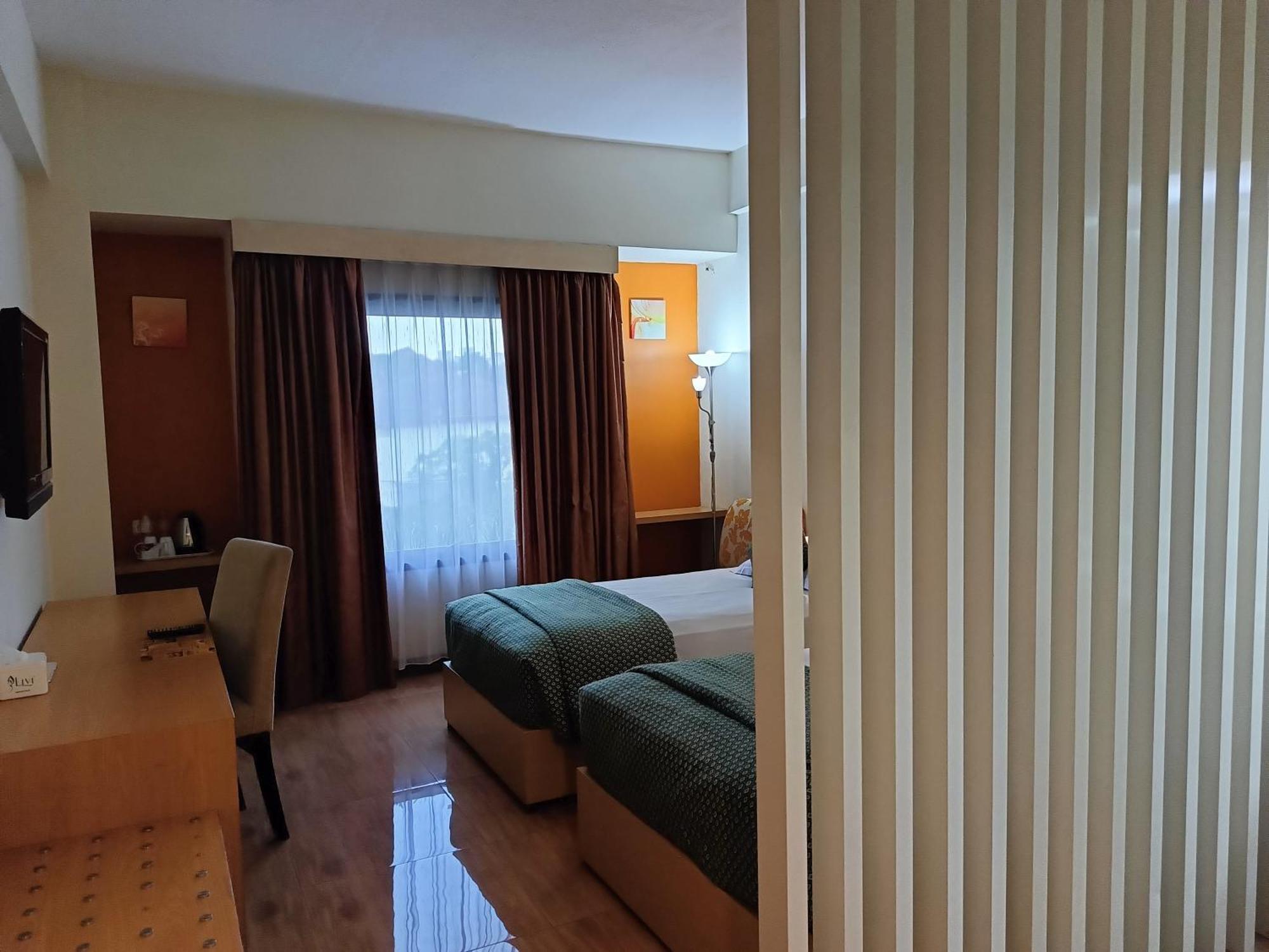 Lux Tychi Hotel 말랑 외부 사진