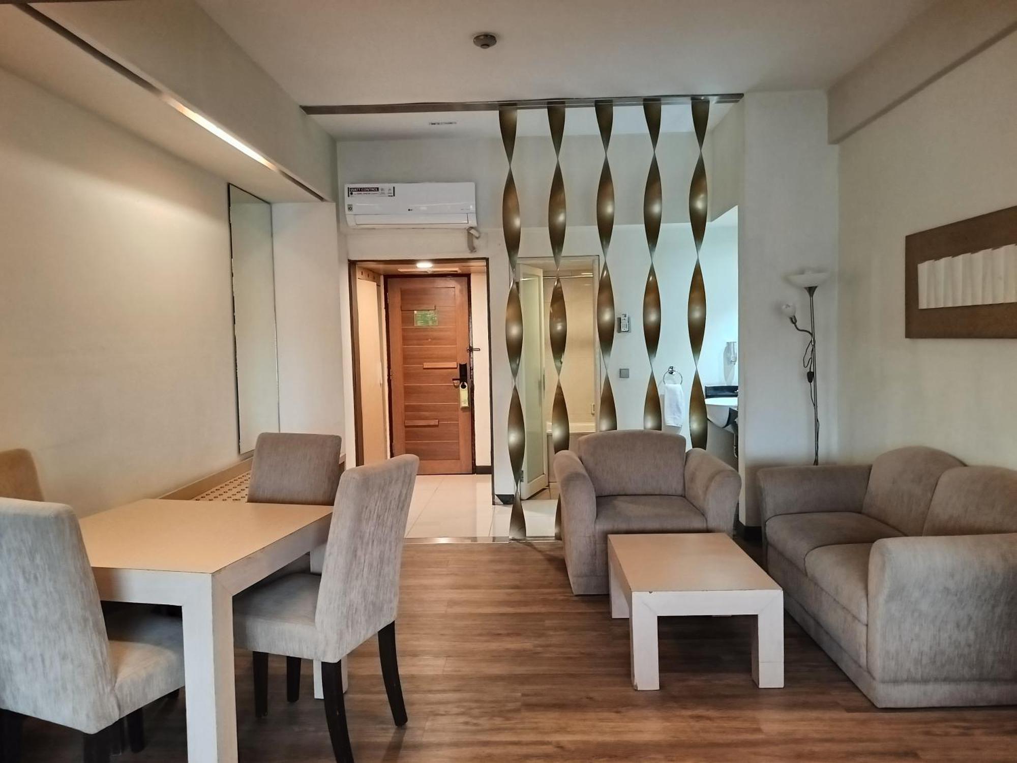 Lux Tychi Hotel 말랑 외부 사진