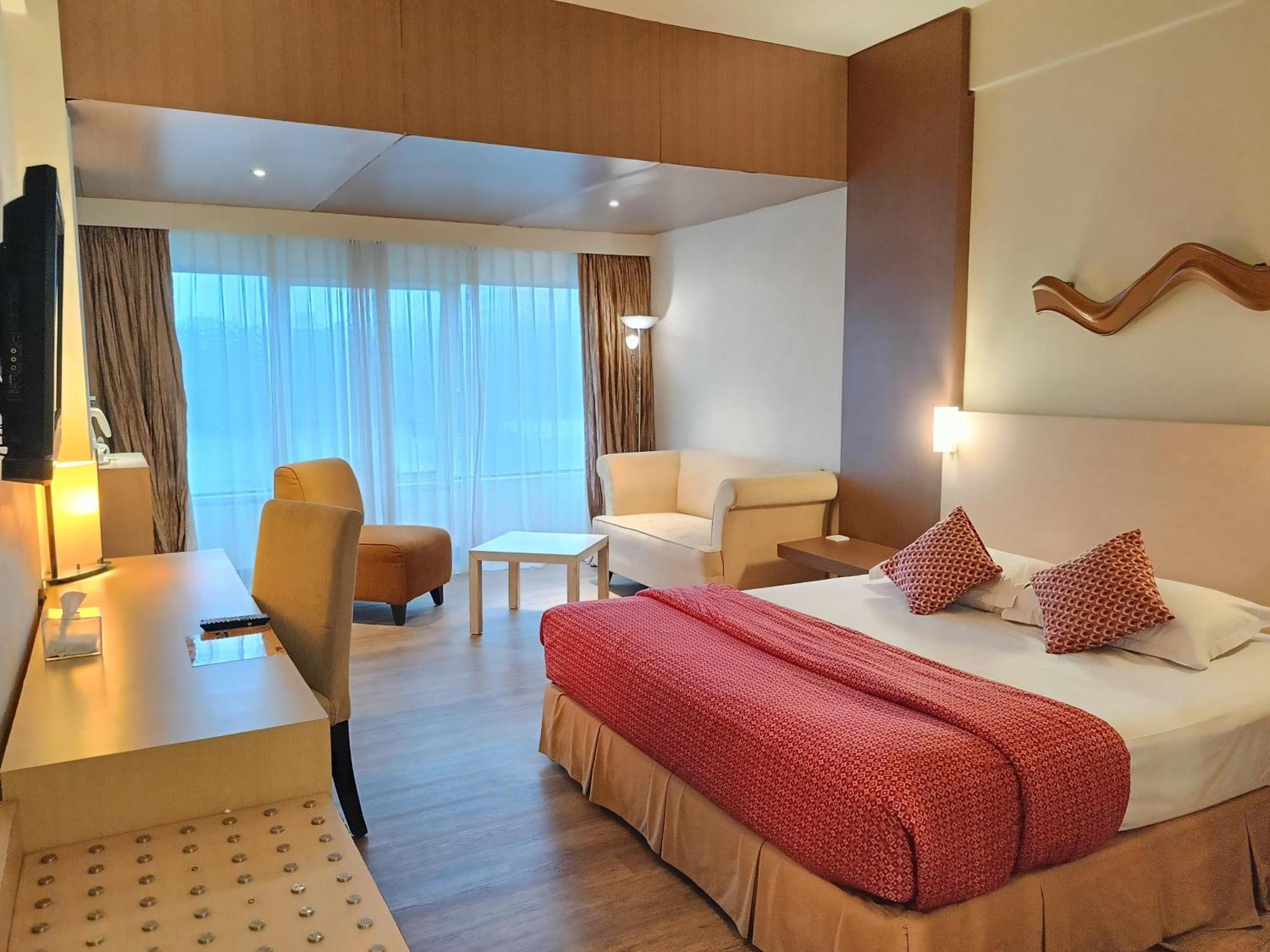 Lux Tychi Hotel 말랑 외부 사진